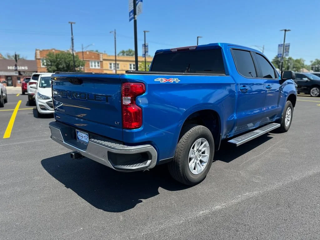 Used 2022 Glacier Blue Metallic Chevrolet LT image 3