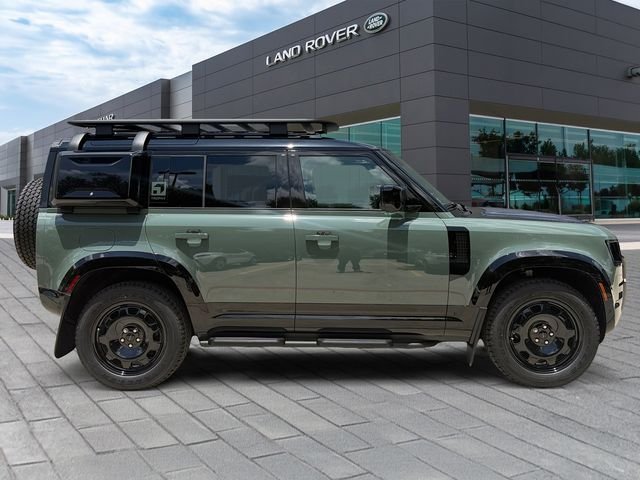 New 2026 Keswick Green Land Rover Trophy Edition Keswick image 6
