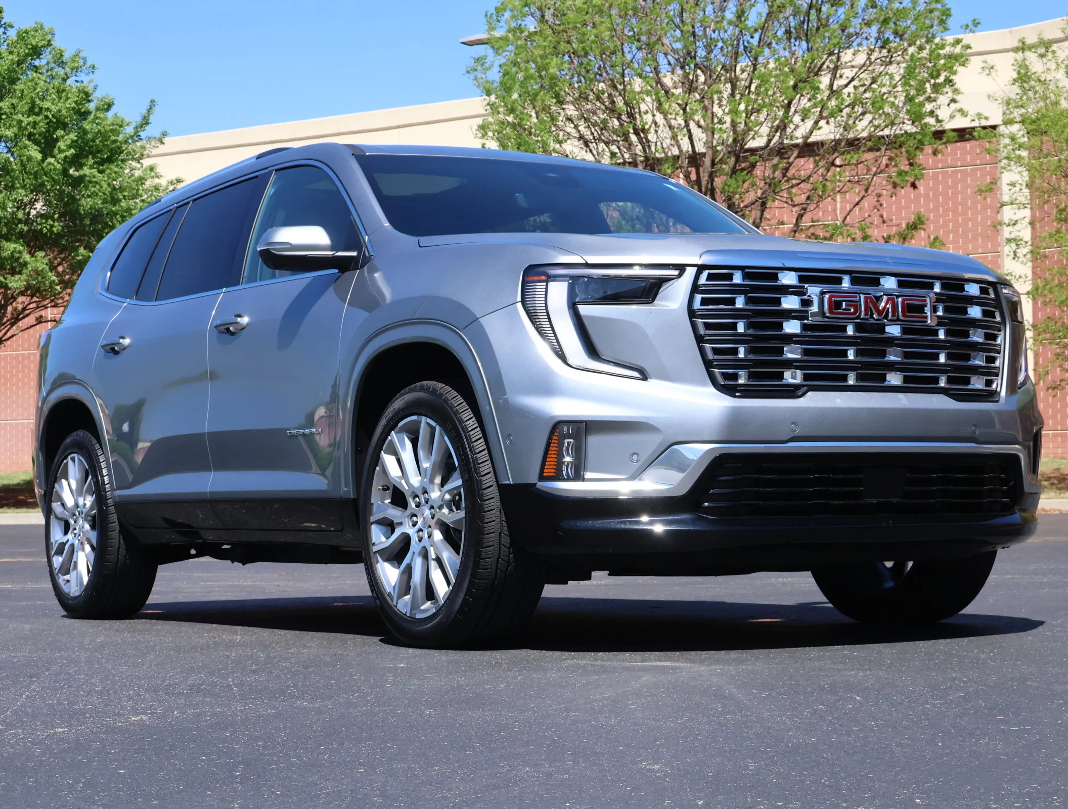 2025 GMC Acadia Denali AWD's photo