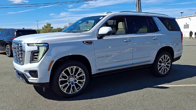 2026 GMC Yukon Denali - Photo 6