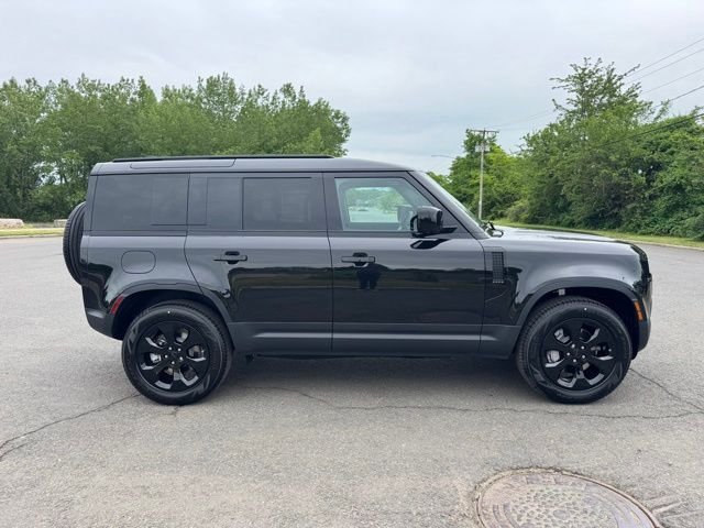 New 2026 Santorini Black Land Rover S image 6