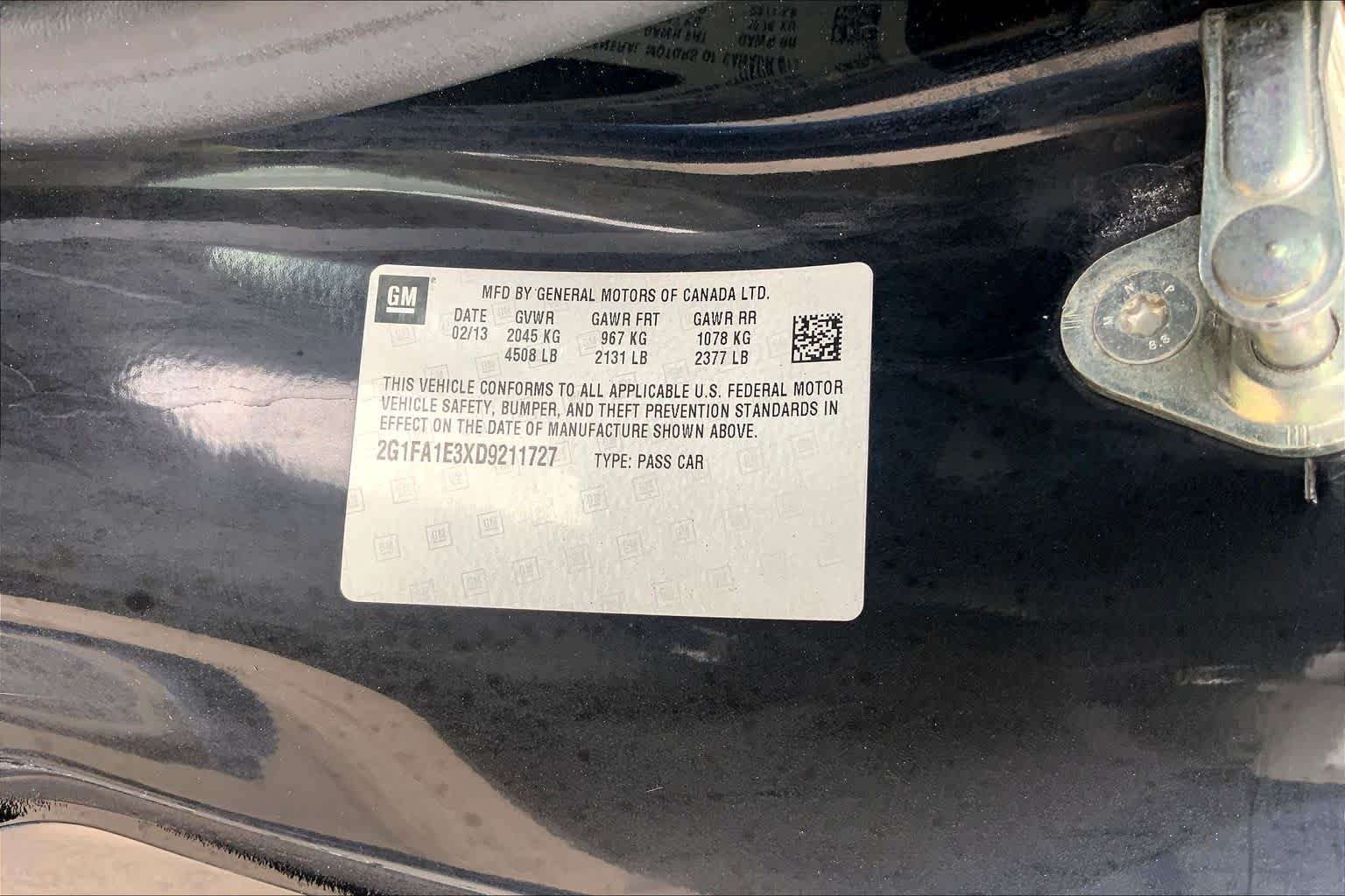 Used 2013 Black Chevrolet LS image 33
