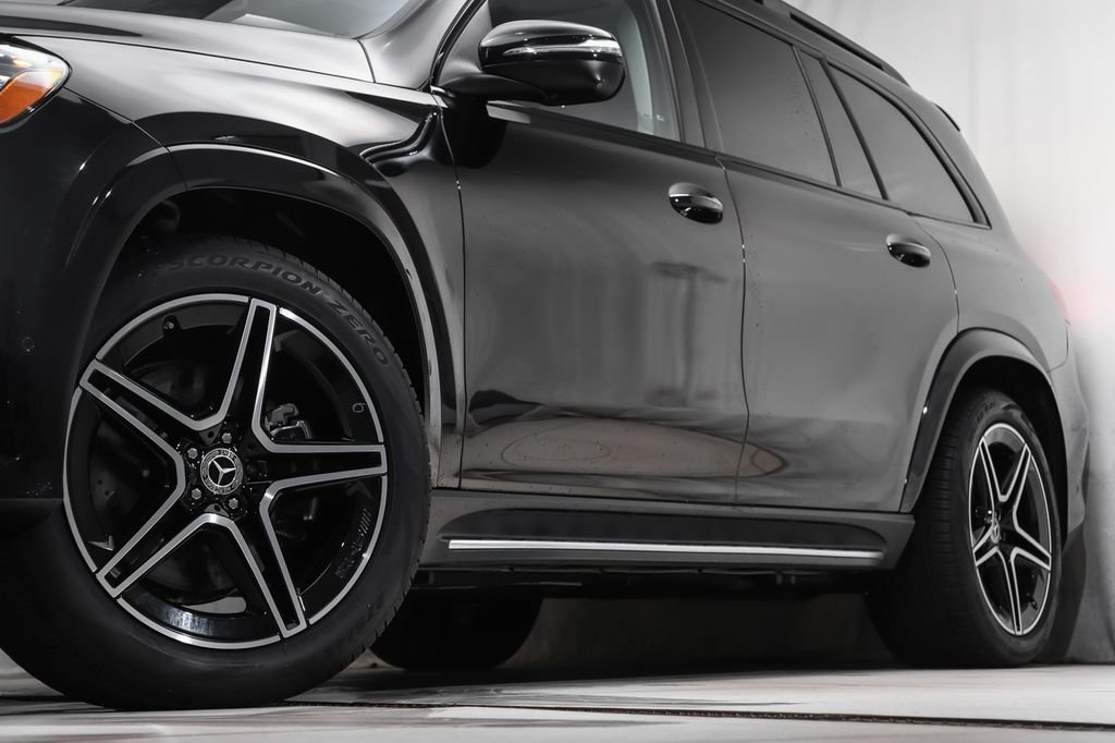 New 2026 Obsidian Black Metallic Mercedes-Benz GLS 450 image 3