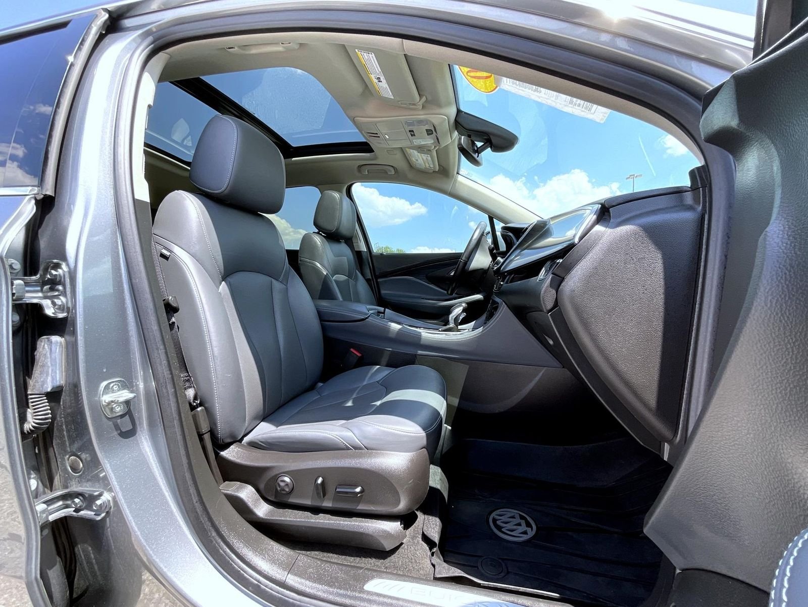Used 2020 Gray Buick Premium I image 15