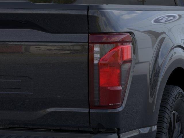 New 2026 Agate Black Metallic Ford XLT image 43