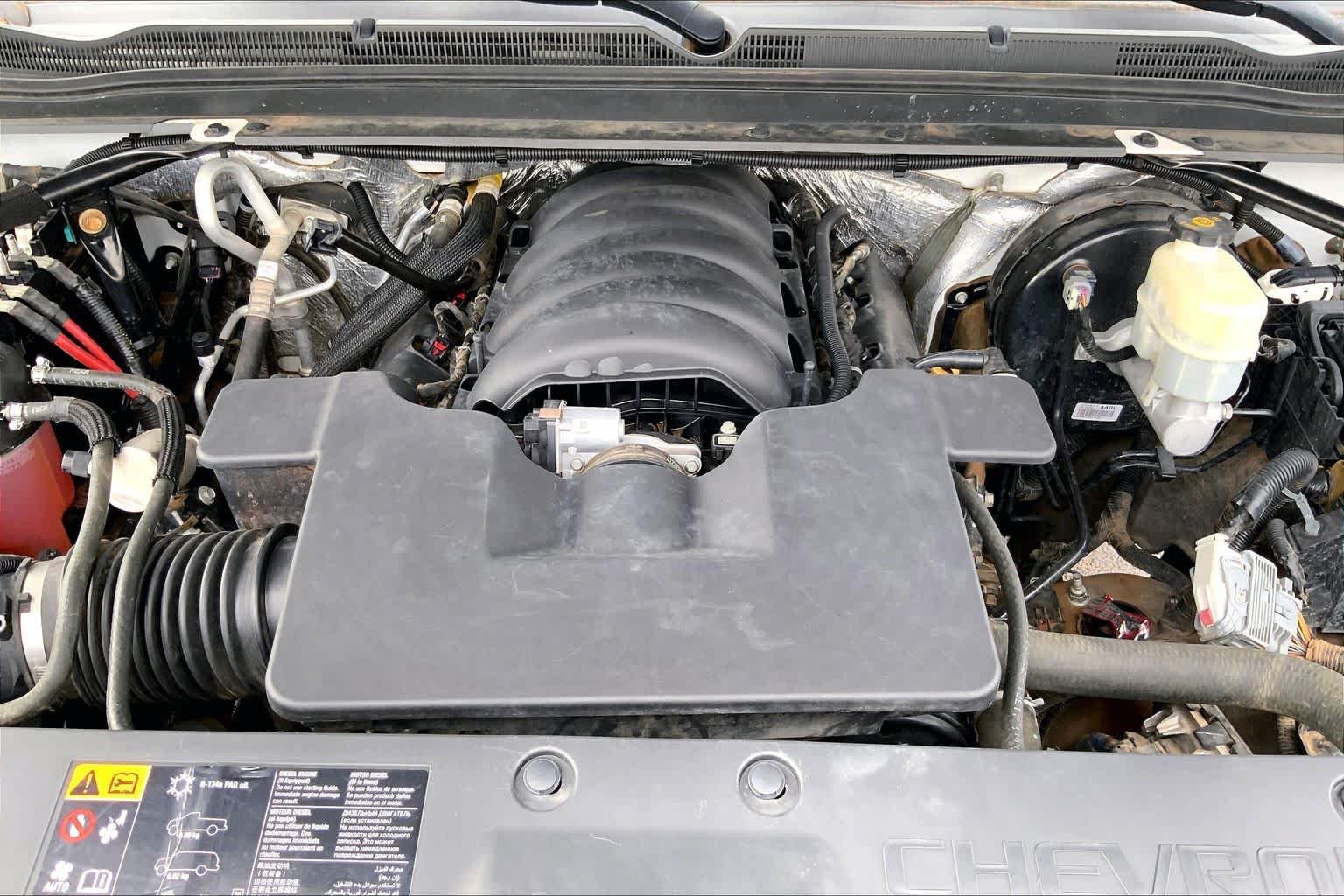 Used 2015 Summit White Chevrolet LT image 32