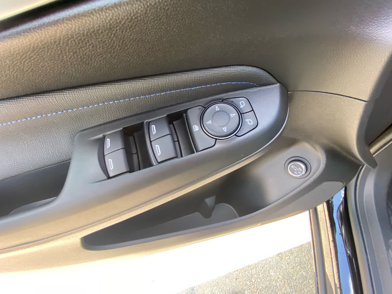 2026 Buick Envista Sport Touring - Photo 7