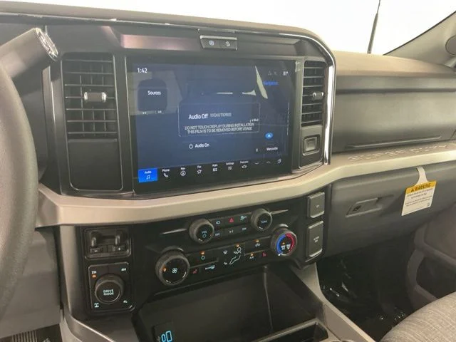 New 2026 Carbonized Gray Ford XLT image 22