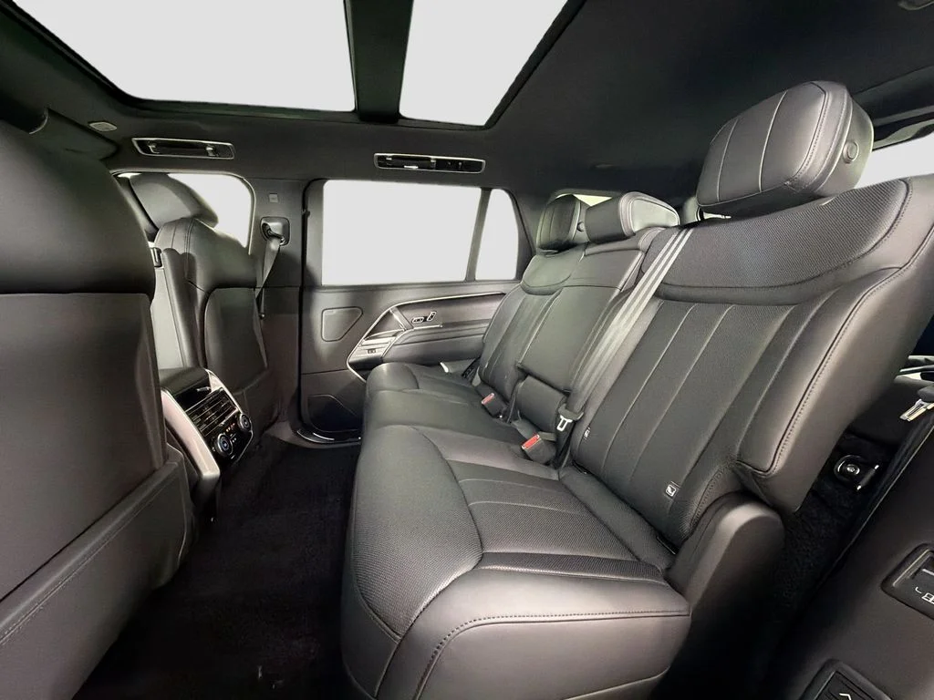 New 2026 Santorini Black Land Rover SE LWB 7-Seats / V8 image 26