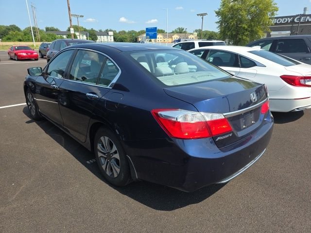 Used 2013 Honda Accord LX with VIN 1HGCR2F33DA122157 for sale in O'Fallon, IL
