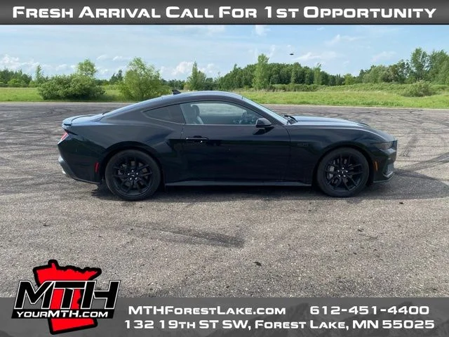 2024 Ford Mustang's photo