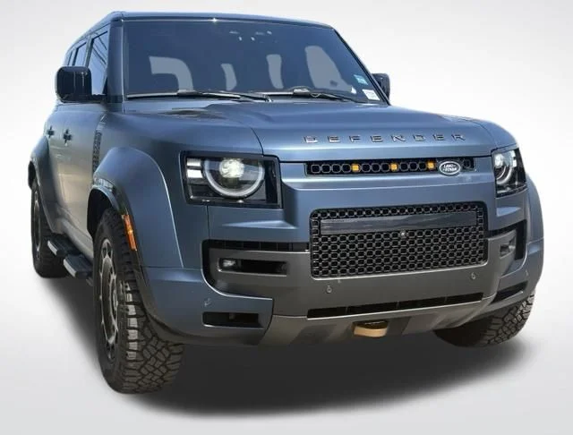 Certified Used 2026 Blue Land Rover OCTA image 10