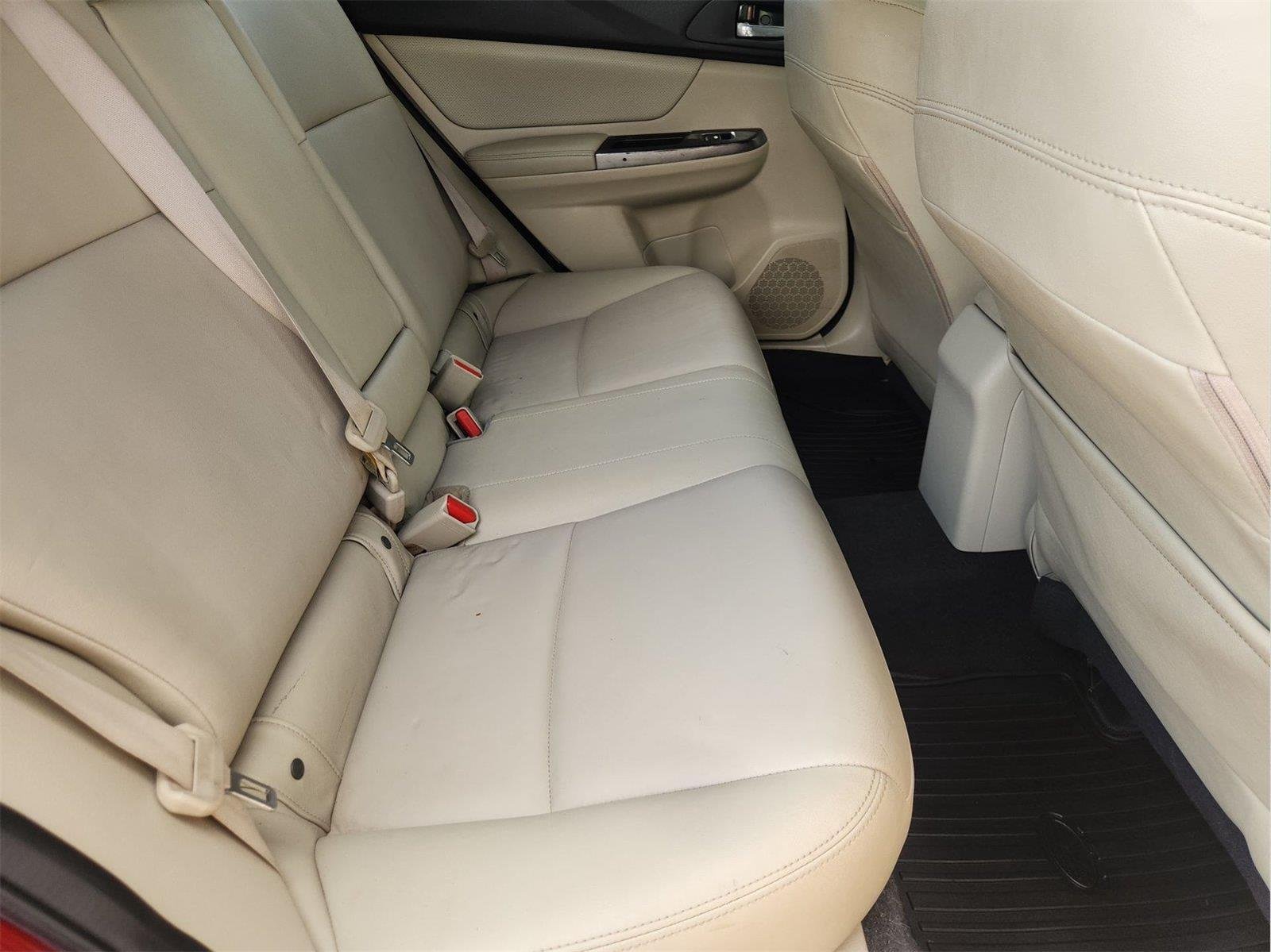 Used 2015  Subaru Limited image 26