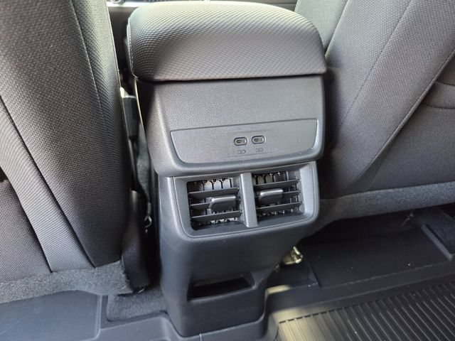 2027 Chevrolet Equinox LT - Photo 12