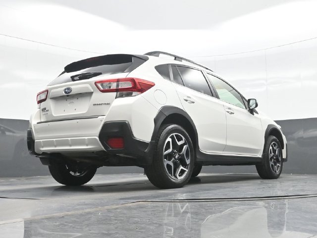Used 2019 White Subaru 2.0i Limited image 26