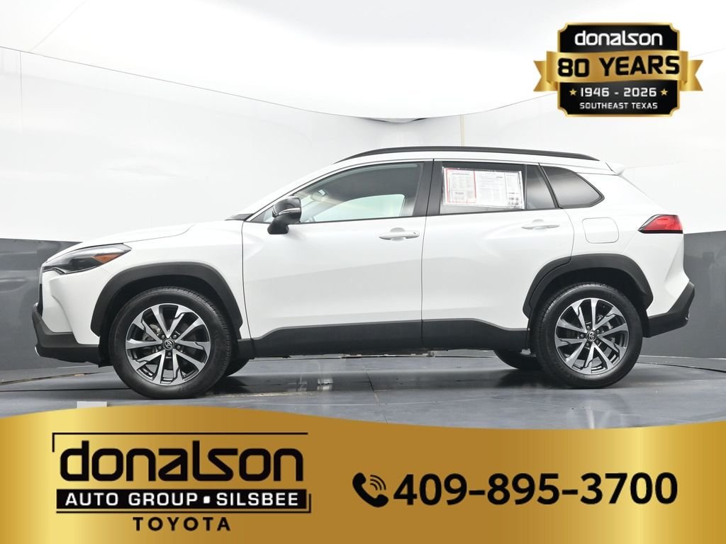 Used 2025 Beige Toyota XLE image 19