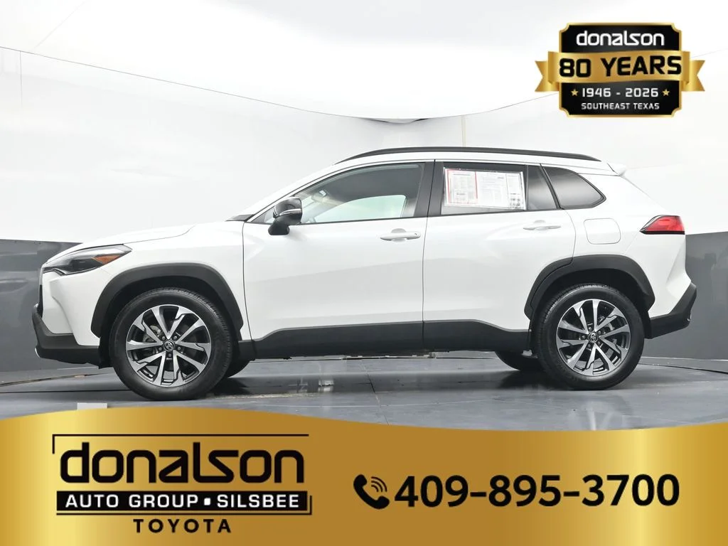 Used 2025 Beige Toyota XLE image 19