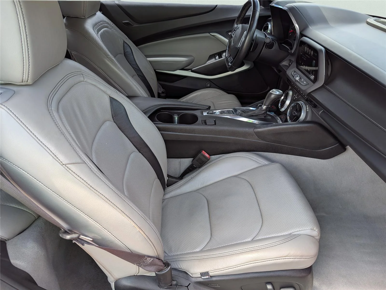 Used 2017 RED HOT Chevrolet 1SS image 32