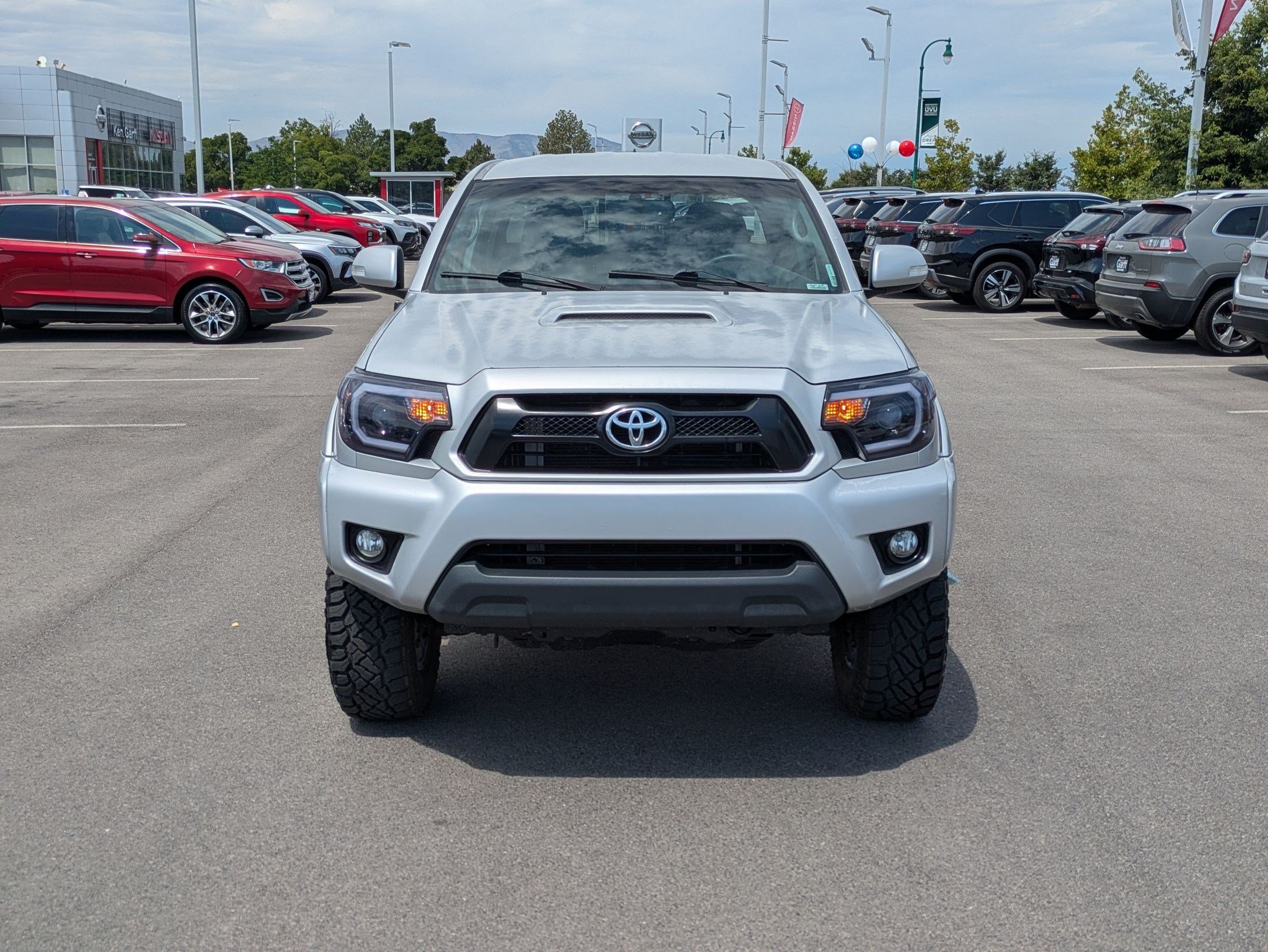 Used 2012 Silver Streak Mica Toyota 4WD Double Cab V6 MT (Natl) image 9