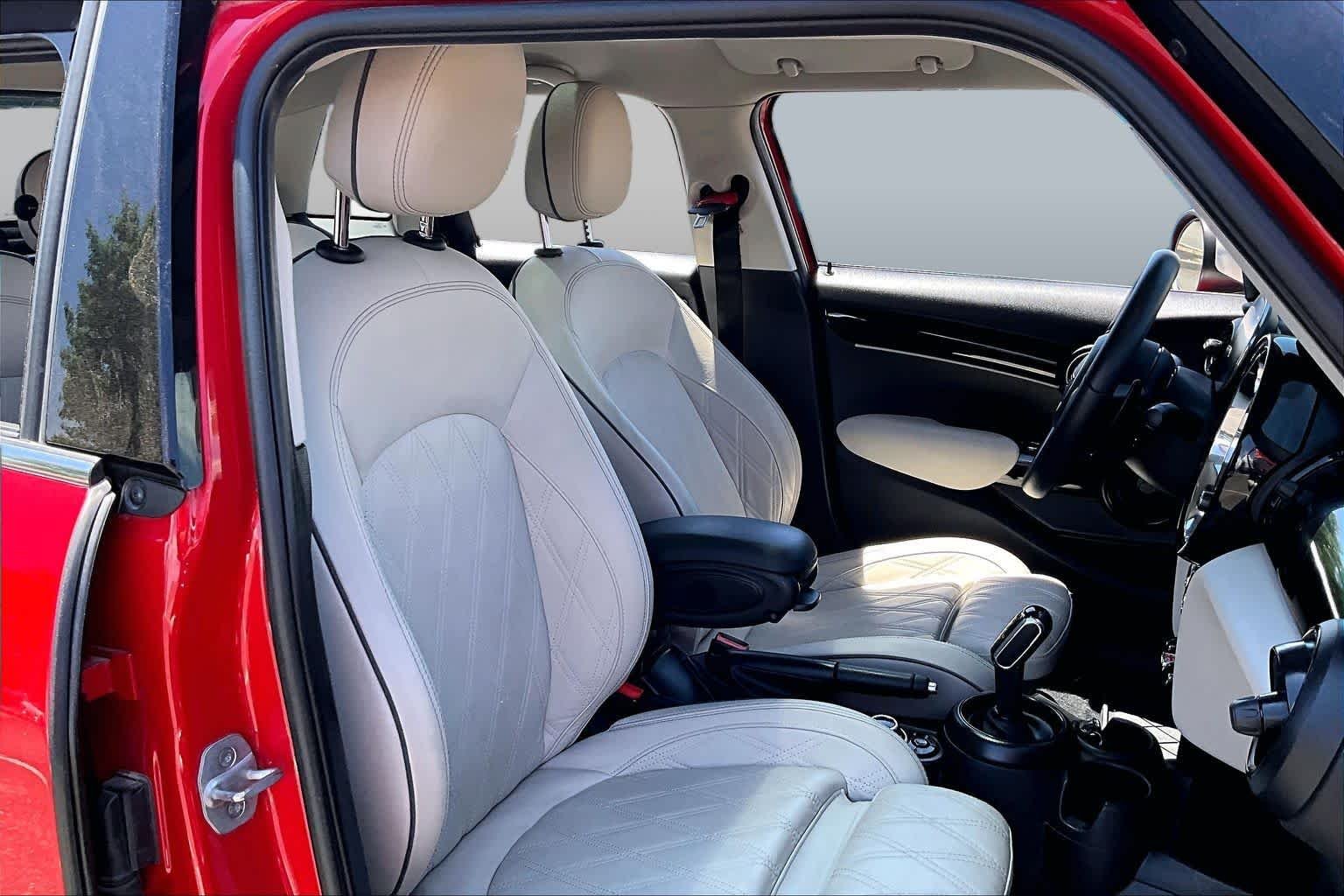 Used 2023 Chili Red MINI Cooper S image 8
