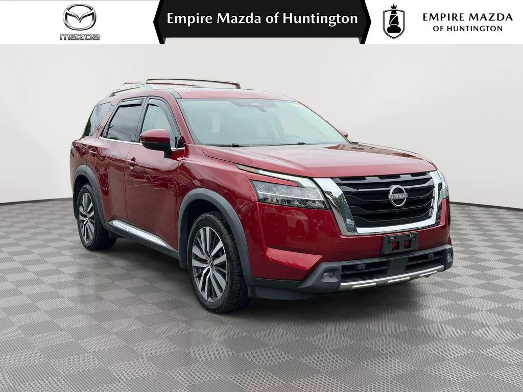 Used 2022 Scarlet Ember Tintcoat Nissan Platinum 4WD image 1