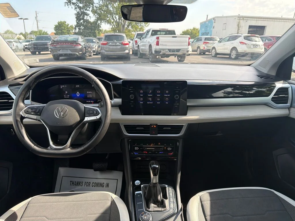 Used 2025 Silver Volkswagen 1.5T SE image 15