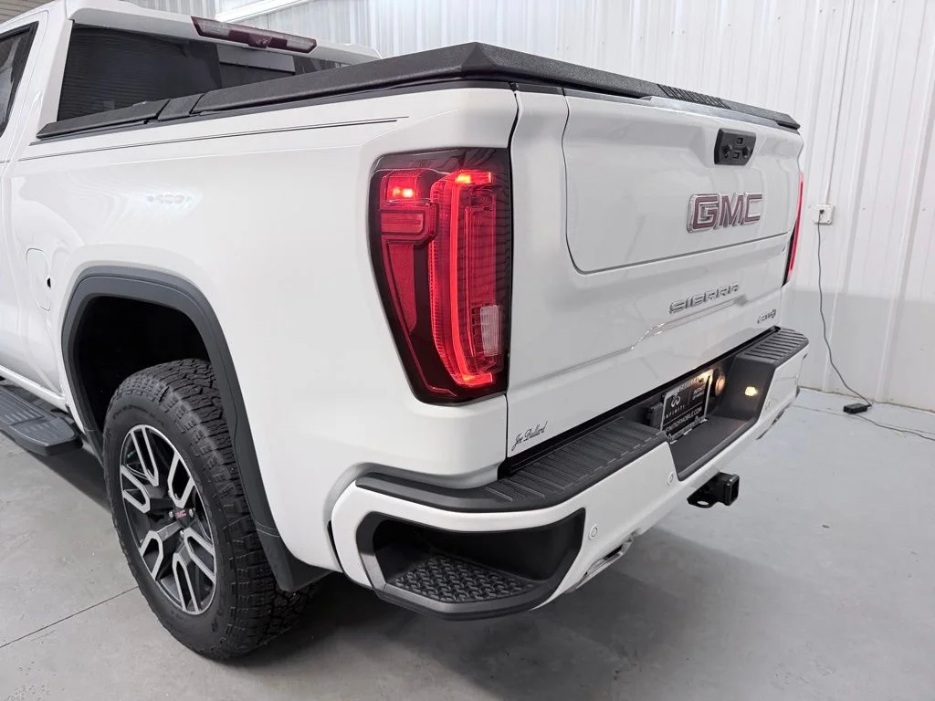 Used 2023 White GMC AT4 image 40