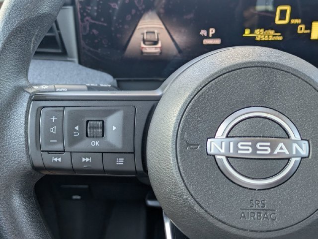 Used 2025 White Nissan SV image 19