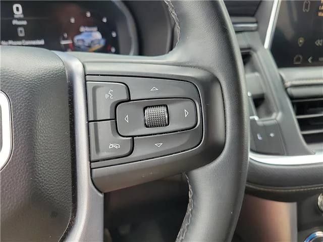Used 2024 Black GMC SLT 4x2 image 19