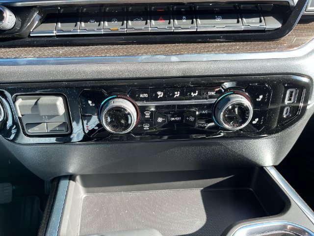 2026 Chevrolet Silverado 1500 photo 24 of 41
