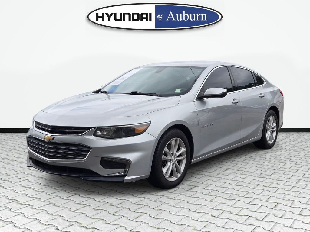 Used 2018 Silver Chevrolet LT image 11