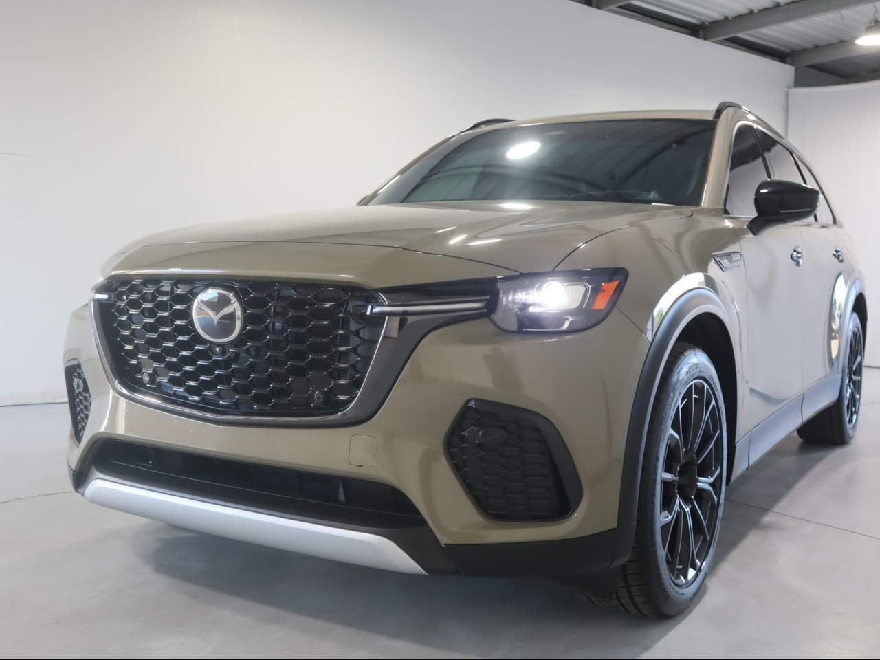 2025 Mazda CX-70 Premium Plus Package