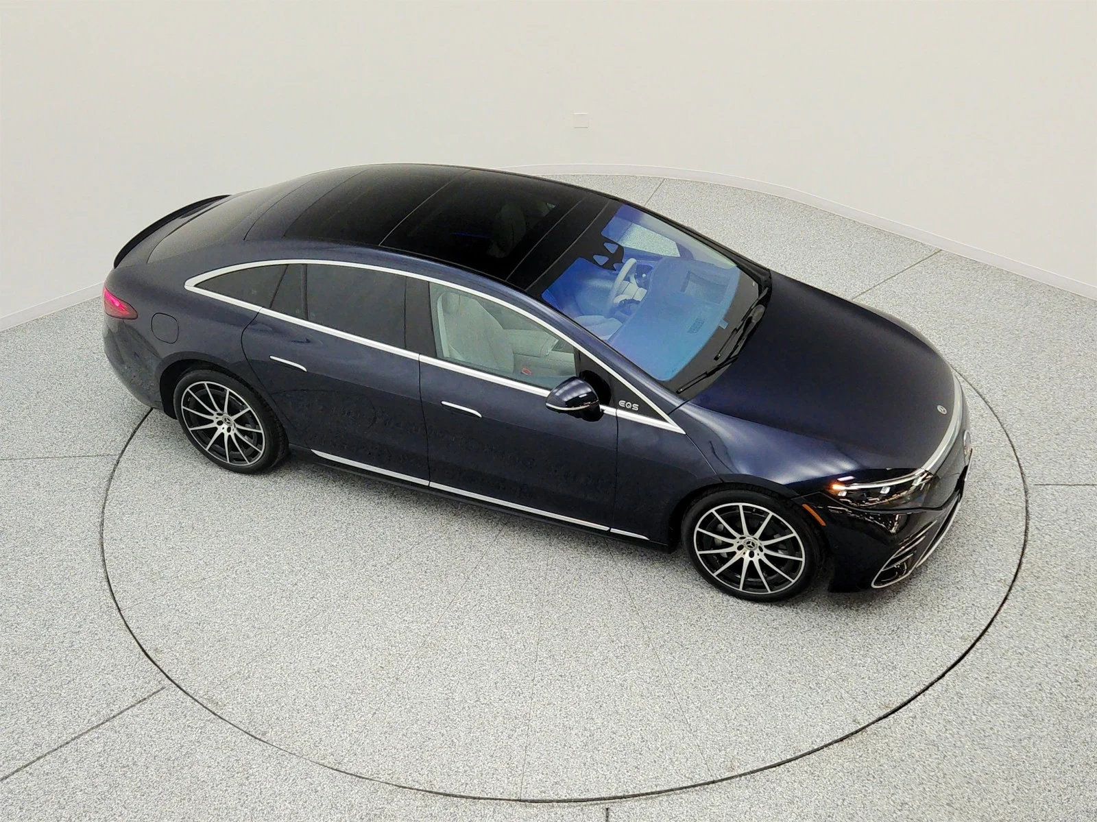 Used 2023 Nautical Blue Metallic Mercedes-Benz EQS 580 4MATIC® Sedan image 23