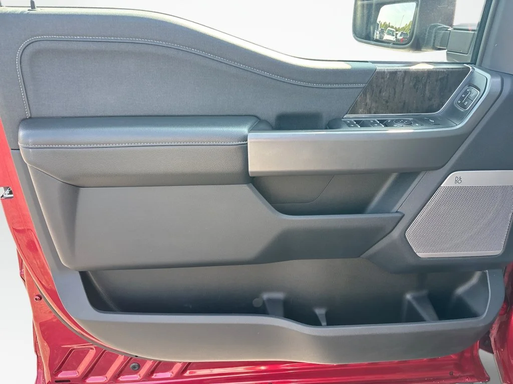 Used 2025 Red Ford Lariat image 26