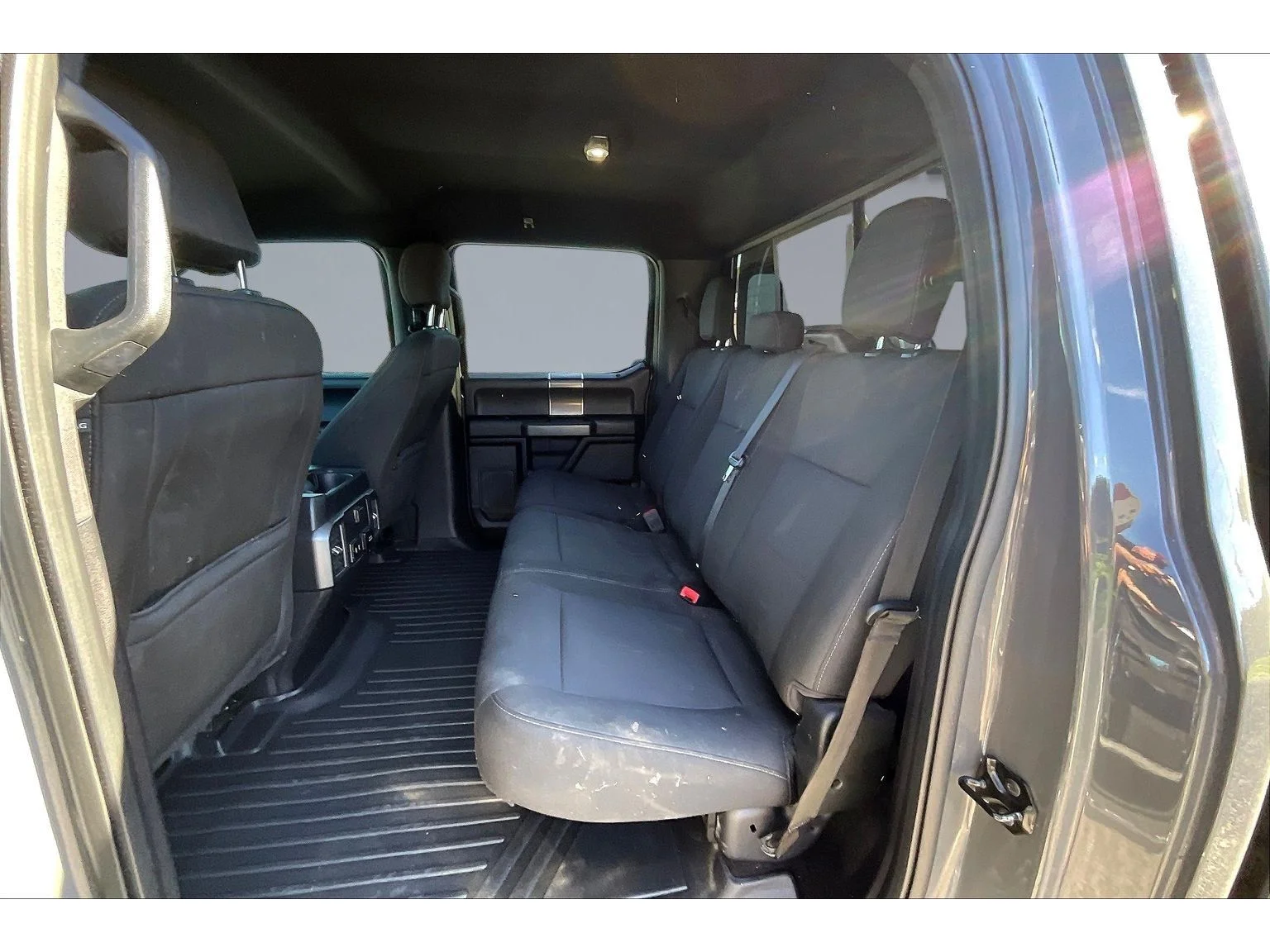 Used 2018 Gray Ford XL image 18