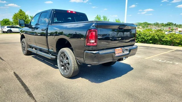 New 2026 Diamond Black Crystal Pearl-Coat Exterior Paint RAM Big Horn image 8