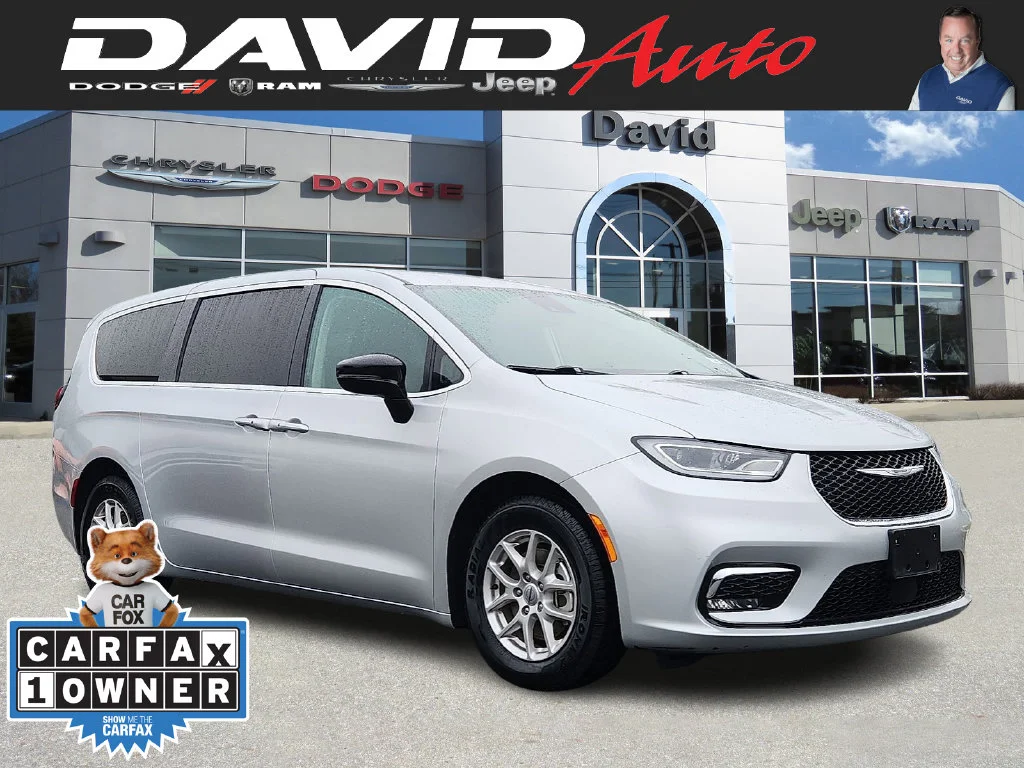 2024 Chrysler Pacifica Touring L