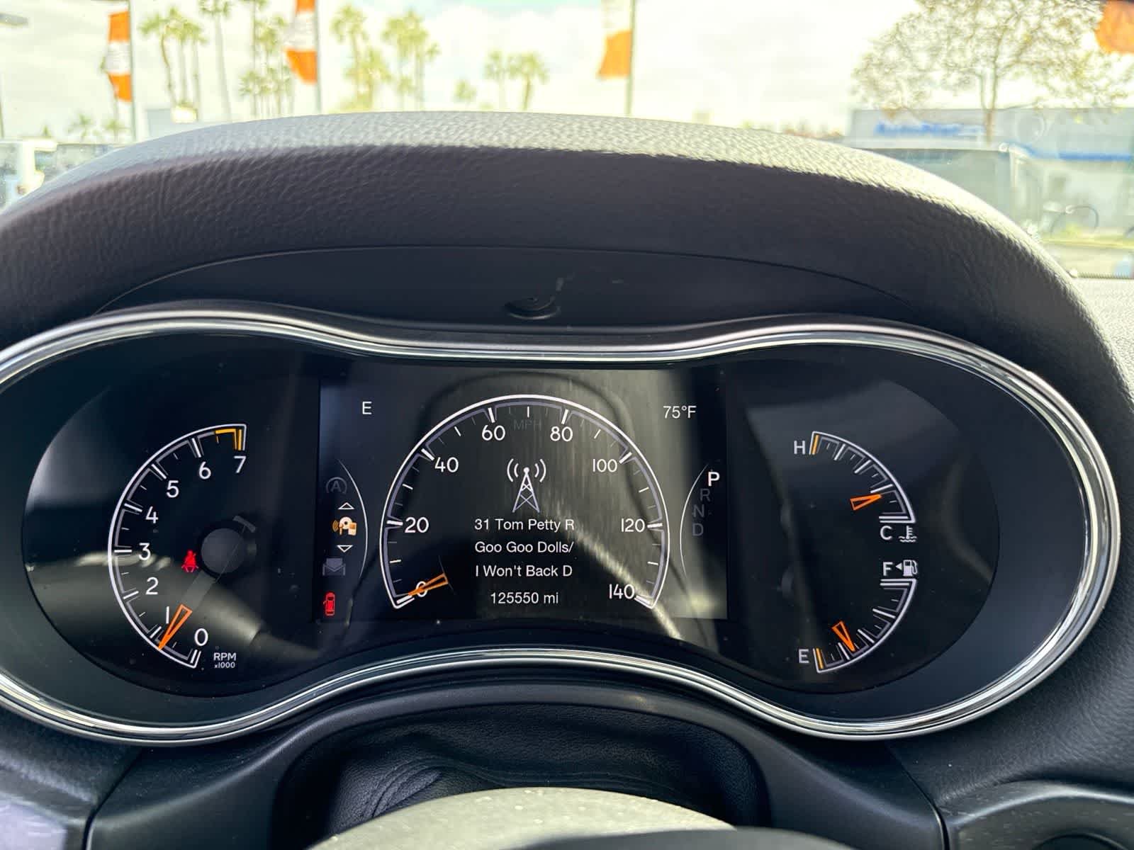 Used 2017 Velvet Red Pearlcoat Jeep Altitude image 29