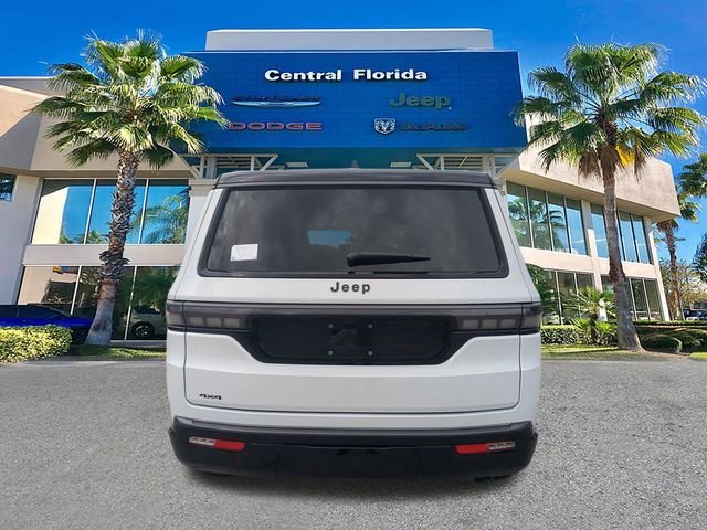 New 2026 Bright White Clear-Coat Exterior Paint Jeep Upland image 6