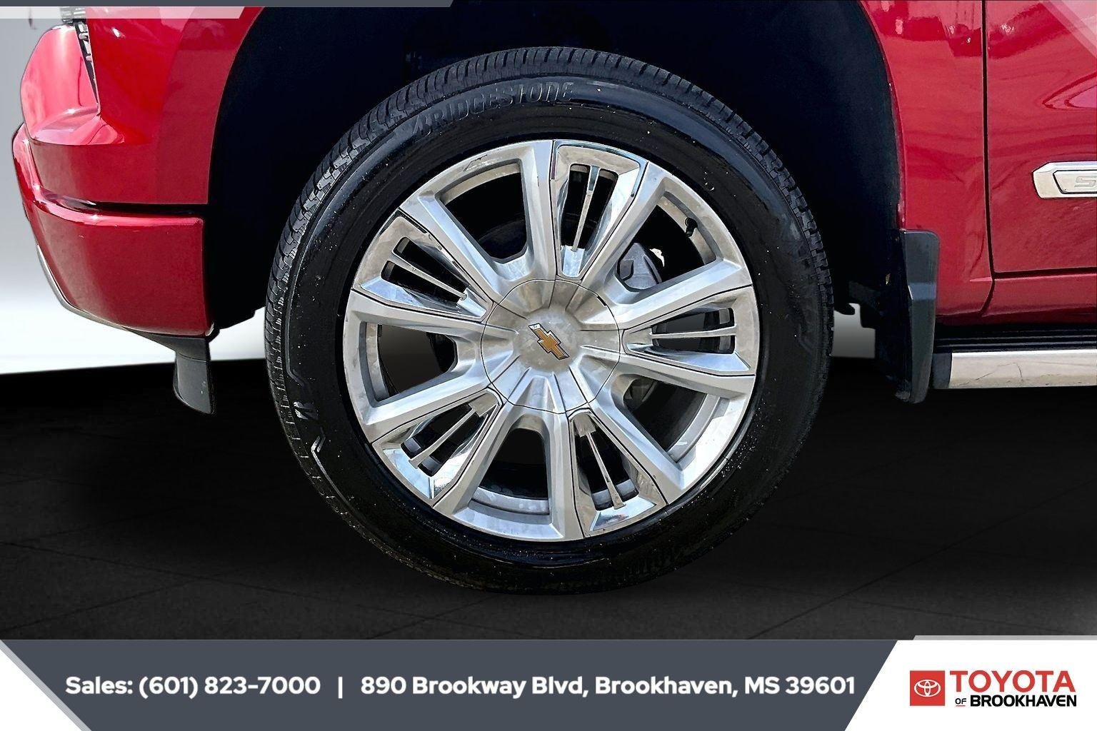 Used 2023 Radiant Red Tintcoat Chevrolet High Country image 7