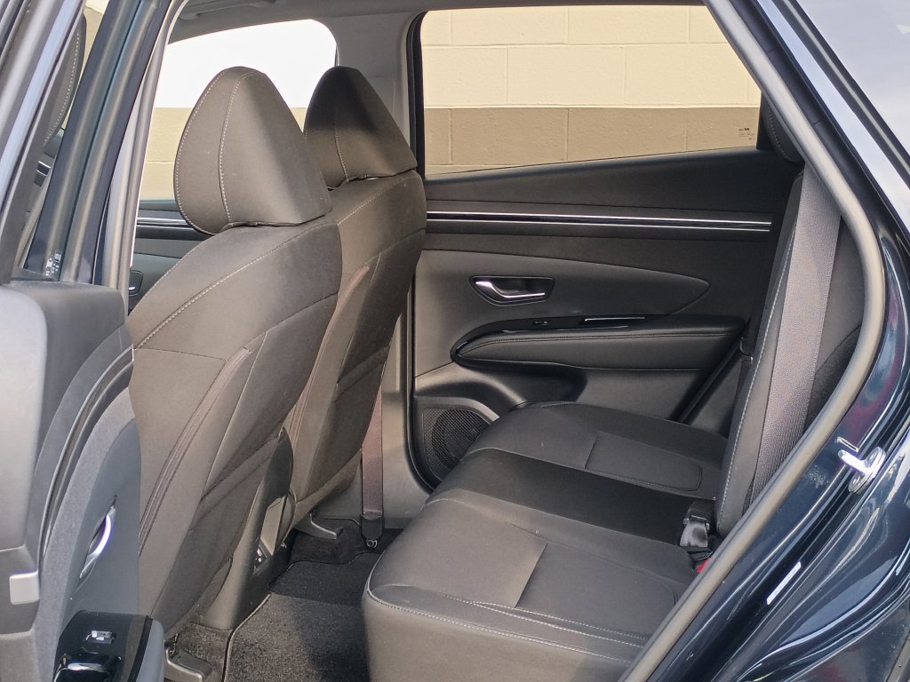 Used 2022 Blue Hyundai SEL Convenience image 17