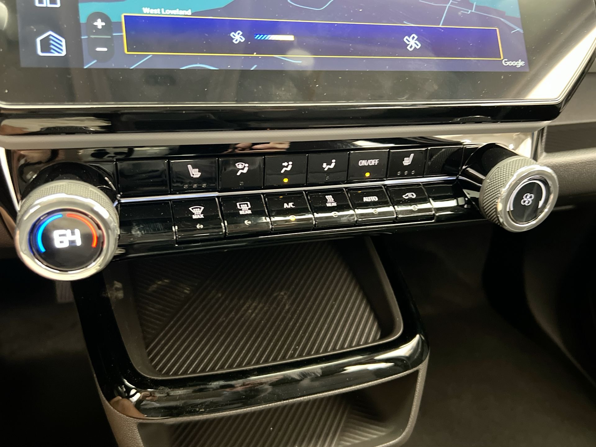 2027 Chevrolet Bolt LT - Photo 71