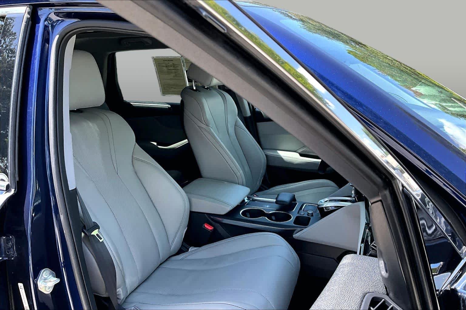Used 2022 Fathom Blue Pearl Acura w/Technology Package image 9
