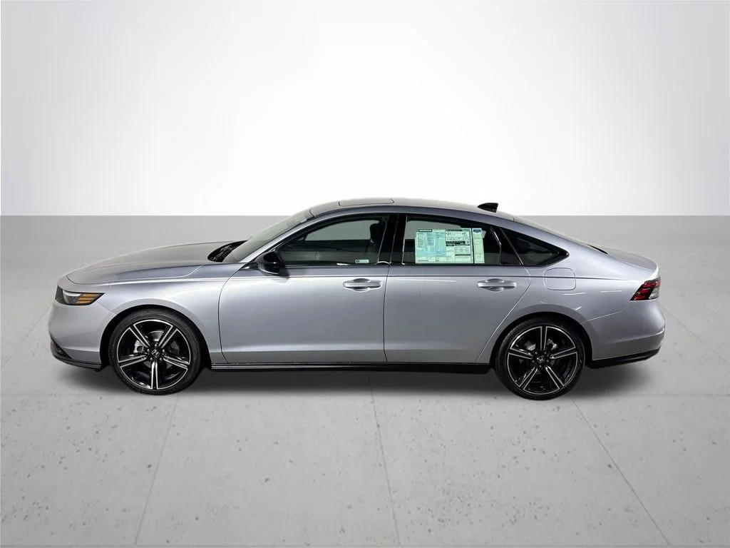 New 2026 Solar Silver Metallic Honda SE image 9