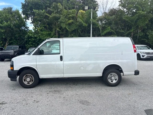 Used 2021 White Chevrolet Work Van image 4