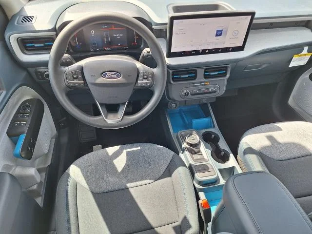 New 2026 Space White Metallic Ford XLT image 35