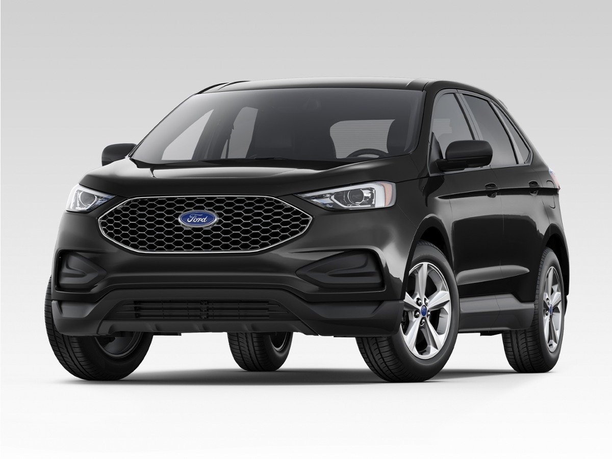 Used 2023 Black Ford SE image 1