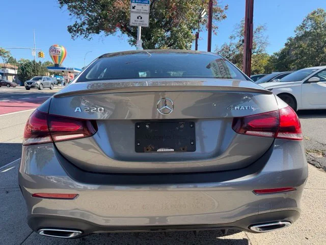 Used 2019 Gray Mercedes-Benz A 220 image 6