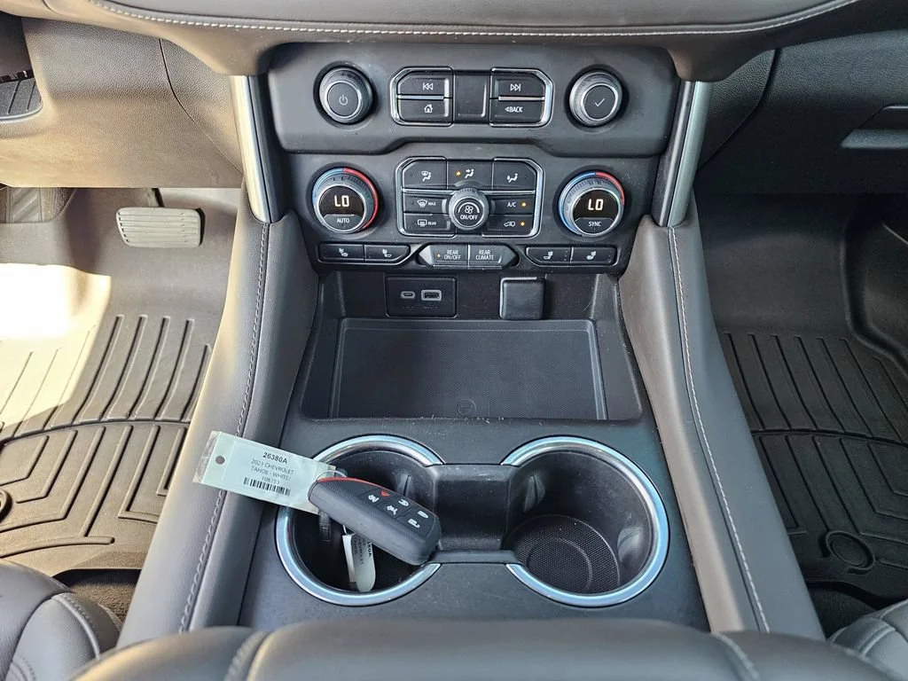 Used 2023 Summit White Chevrolet Z71 image 27