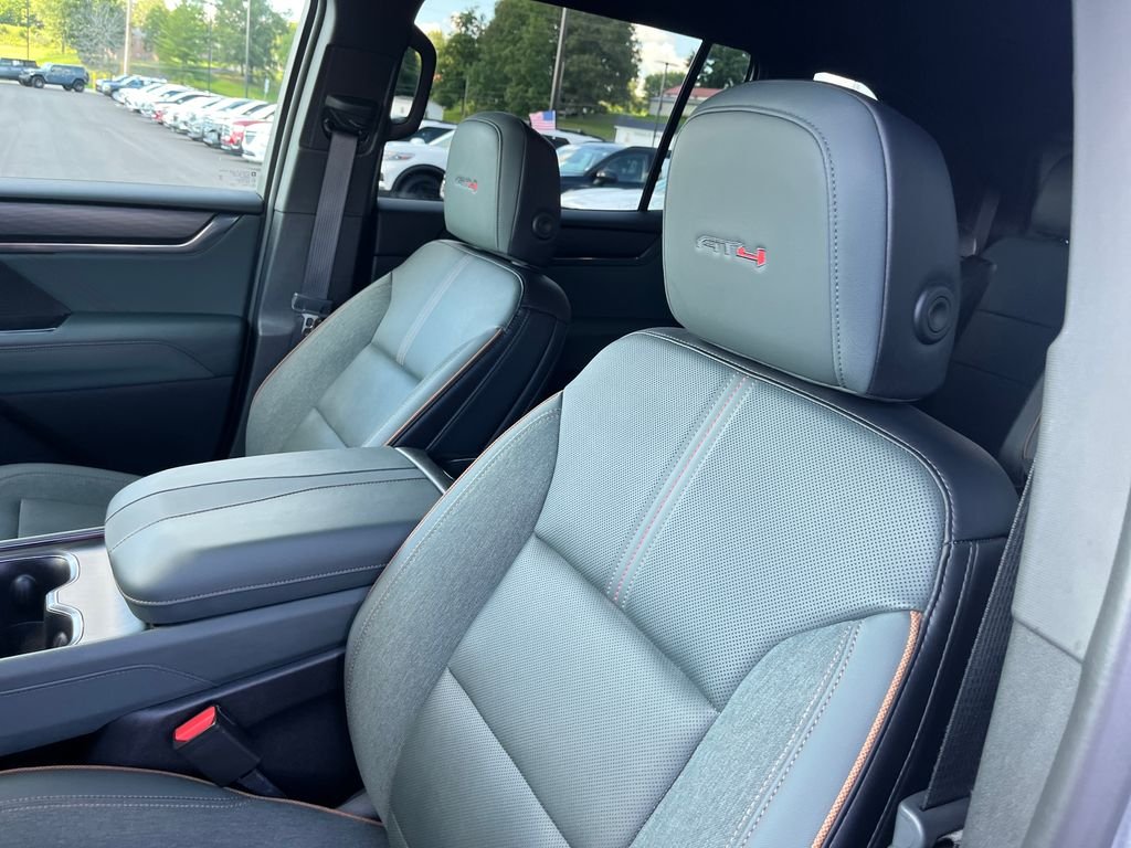 Used 2025 Gray GMC AT4 image 12